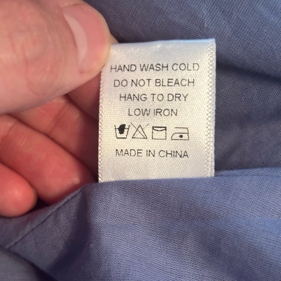 Tuckernuck Blue Chambray Embroidered Crawford dress size large - Picture 2 of 8